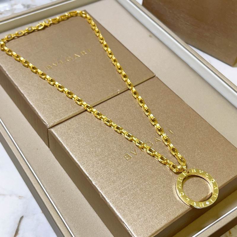 Bvlgari necklace 11yxx42